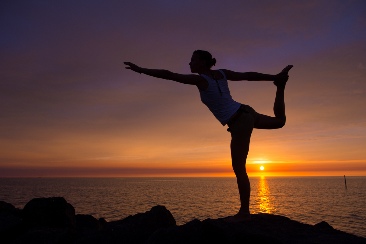 yoga zonsondergang