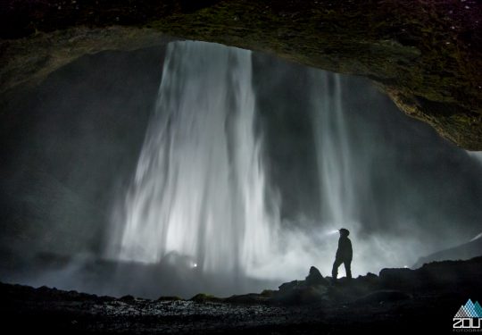 Waterval IJsland met Lindy Prins