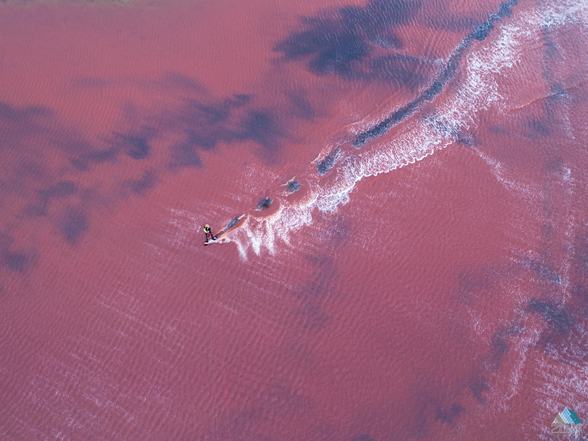 Kitesurfen roze meertje Wagejot Texel