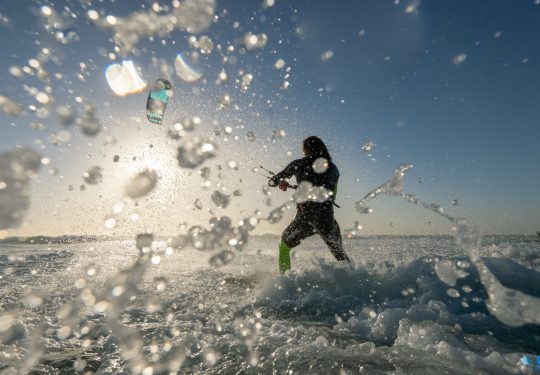 Kitesurfing